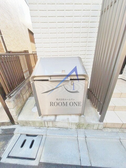 ルポール大井のその他共用部分|敷地内ゴミ置き場です。