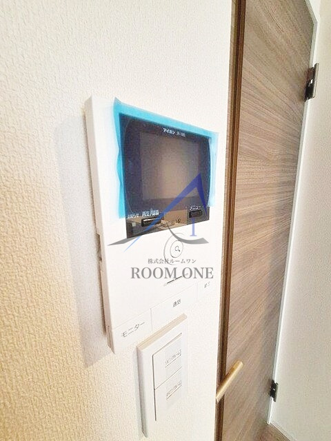 ルポール大井のセキュリティ|モニター付インターホンです。