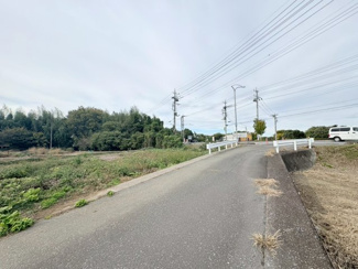 【前面道路含む現地写真】 | 川越市大袋　建築条件なし売地　西武新宿線『南大塚駅』徒歩33分　【大東西小学区】