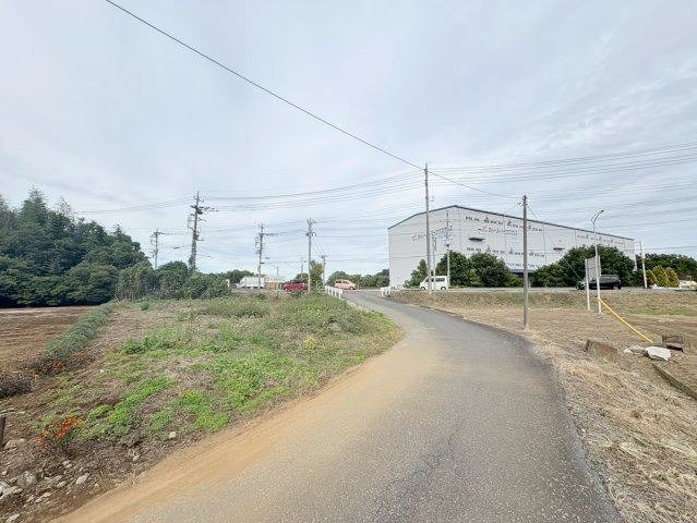 川越市大袋　建築条件なし売地　西武新宿線『南大塚駅』徒歩33分　【大東西小学区】の前面道路含む現地写真