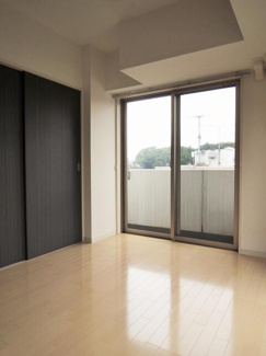 【居間・リビング】 | ル・リオン目黒Ⅱ