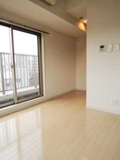 【居間・リビング】 | ル・リオン目黒Ⅱ