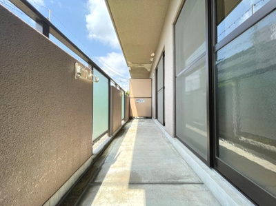 【バルコニー】 | RONA HYATT