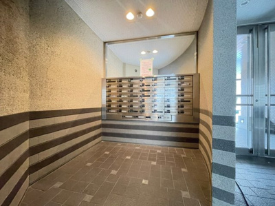 【エントランス】 | RONA HYATT