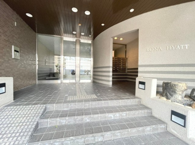 【エントランス】 | RONA HYATT