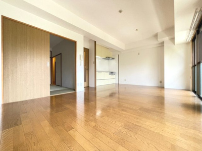 【内装】 | RONA HYATT