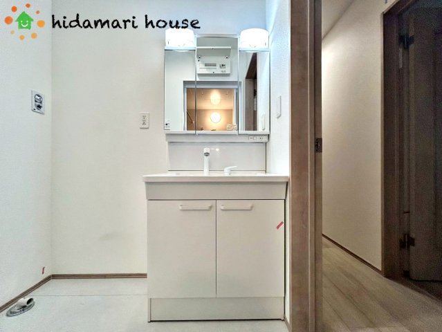 北区盆栽町　新築戸建　ハートフルタウンAの独立洗面台