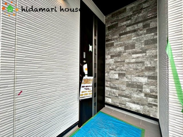 北区盆栽町　新築戸建　ハートフルタウンAの玄関