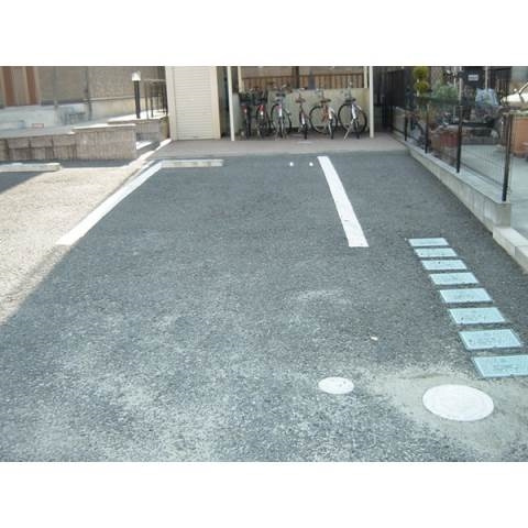 プレミールＭ＆Ｓの駐車場