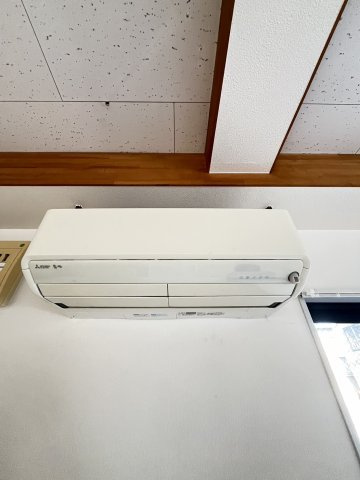 シャトル小茂根の設備