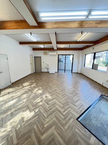 シャトル小茂根のその他