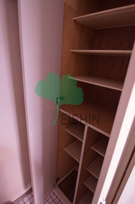 【玄関】 | No.48 PROJECT2100博多(No.48プロジェクト2100博多) | 下駄箱もしっかりついてます！