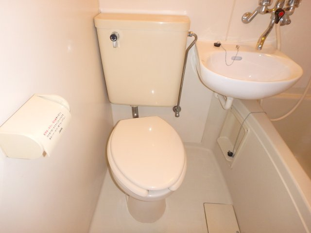 コーポウィステリアのトイレ|別部屋参考写真