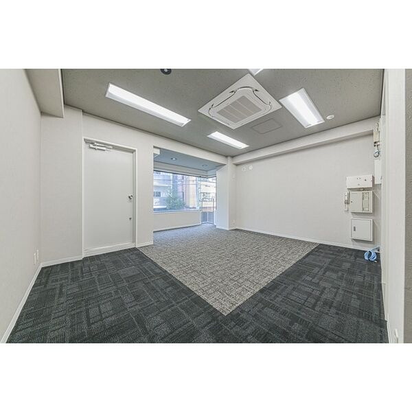 ＨＰ本郷 (旧ＪＮビル)の内装