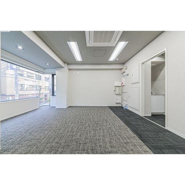 ＨＰ本郷 (旧ＪＮビル)の内装