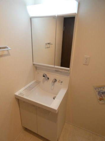 ハレレアの独立洗面台