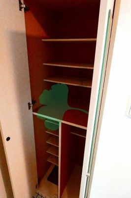 【玄関】 | No.54 Wes-PROJECT博多駅南(No.54 ダブリューズプロジェクト54) | 下駄箱もしっかりついてます！