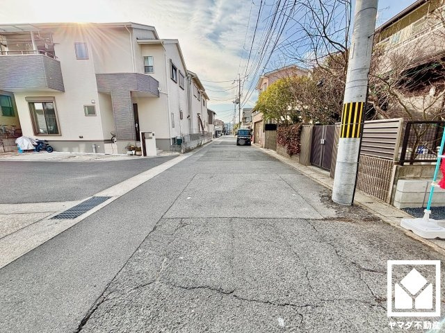 伏見区醍醐新開　1期　2号地の前面道路含む現地写真