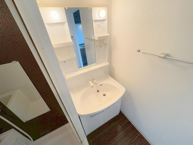 セレブコート新北野の独立洗面台