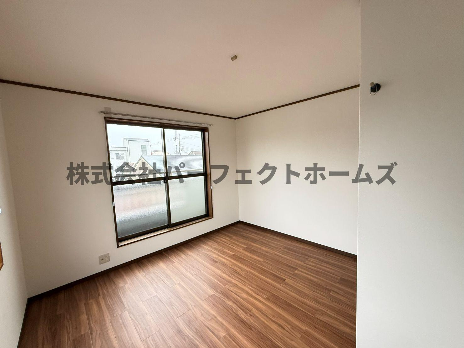 仁和寺町戸建　賃貸の居間・リビング