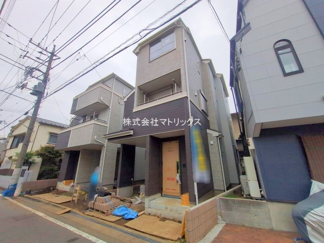 板橋区蓮沼町　全室6帖以上　車庫付き住宅　限定2棟　の外観