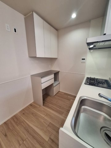 Ｌｕｃｅ　Ｂｒｉｌｌａｎｔｅの設備|★食器棚★