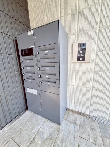 Ｌｕｃｅ　Ｂｒｉｌｌａｎｔｅのその他共用部分|宅配ボックス完備