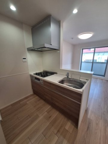 Ｌｕｃｅ　Ｂｒｉｌｌａｎｔｅのキッチン|★ガス3口カウンターキッチン★