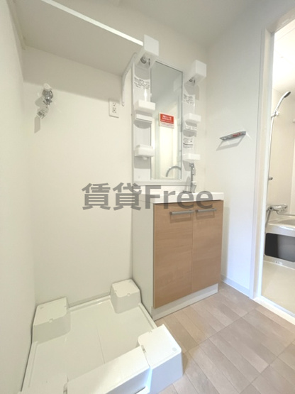 【洗面所】 | ワールドアイ大阪城EASTアドバンス　仲介手数料無料