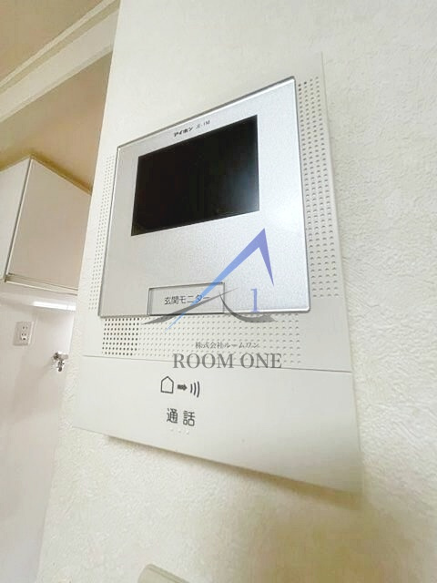 第７三井ビルのセキュリティ|モニター付インターホンです。