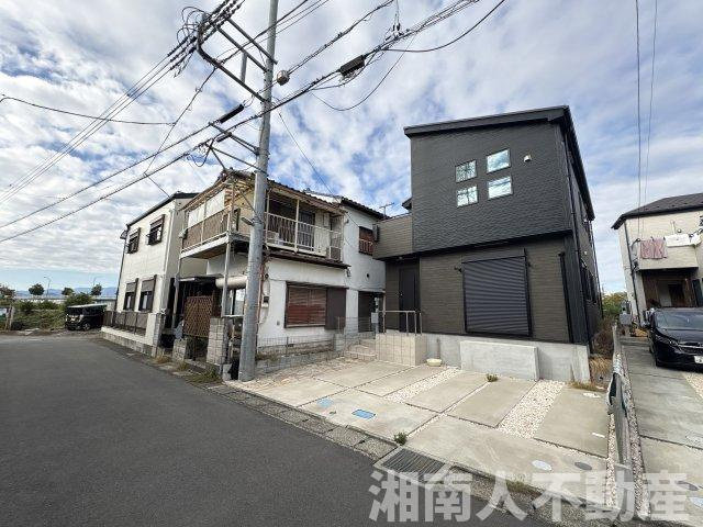 平塚市東中原　築浅戸建　の前面道路含む現地写真|前面道路含む現地写真です