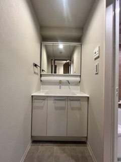 【独立洗面台】