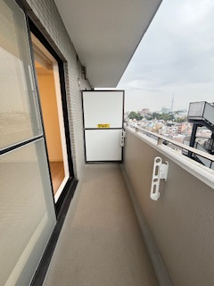 【バルコニー】