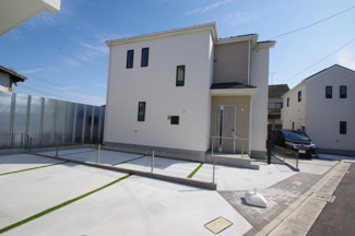 【外観】 | 【仲介手数料無料！！】府中市日新町5丁目　新築戸建て（全19棟）R号棟　4790万円 | 令和７年10月25日撮影　建築中