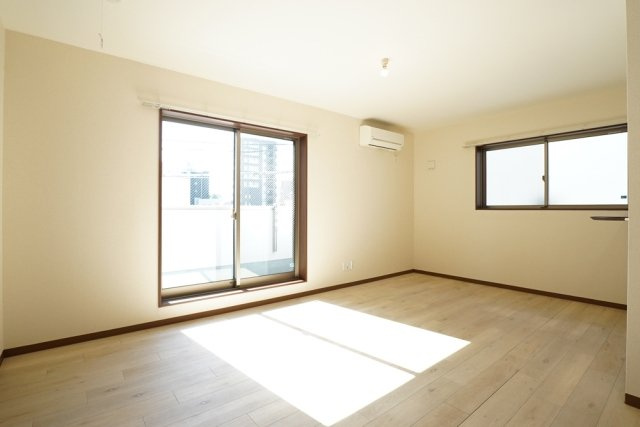 新宿区市谷甲良町のマンションの画像