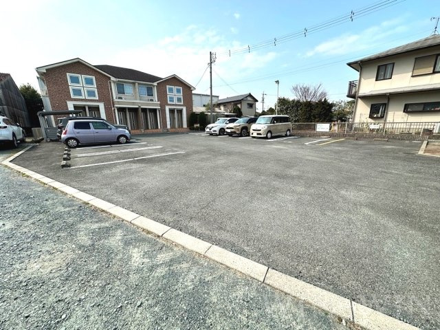 カーサ・アンダンテの駐車場