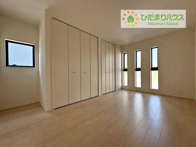 日立市滑川本町3期　新築戸建　1号棟の寝室|たっぷり光りの入る明るい主寝室です！