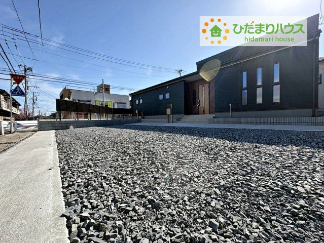 日立市滑川本町3期　新築戸建　1号棟の駐車場|マイホームなら駐車場代がかかりません。しかも、自宅の駐車場で洗車ができます！今までコイン洗車に行っていた手間も省けて、節約にもつながります(^^♪