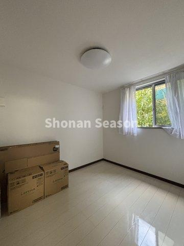 【洋室】 | 現地内覧にいらしてみませんか♪新生活のイメージが膨らみますよ。