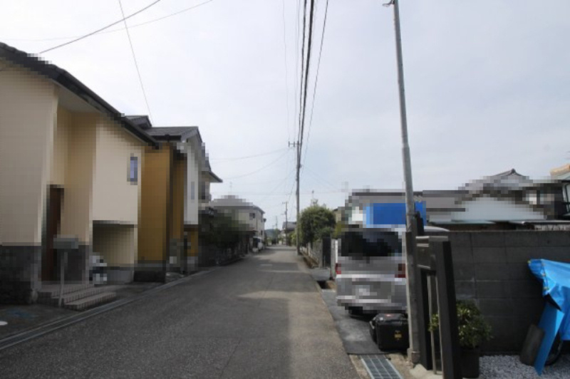 介良（中野団地）新築戸建　4号地（東棟）（全2区画）の前面道路含む現地写真