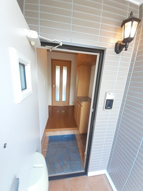 エコライフ野地　第２号棟の玄関|玄関