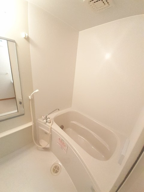 エコライフ野地　第２号棟の浴室|バス