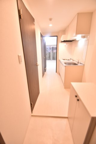 大阪市城東区中央２丁目の賃貸マンションの玄関