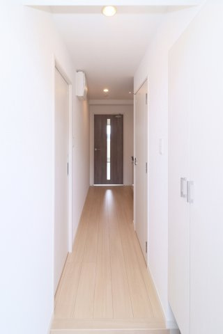 サヴォイ　ラ・シャンス　11階の玄関|別号室のものになります。現状優先。