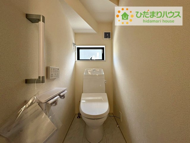 日立市滑川本町3期　新築戸建　2号棟のトイレ|節水できるトイレで、少ないお水でもしっかりと洗浄してくれます！