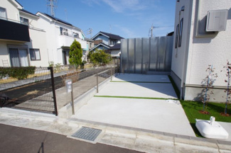【駐車場】 | 北側の駐車場