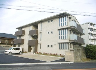 ディーモンテ深井沢町の外観