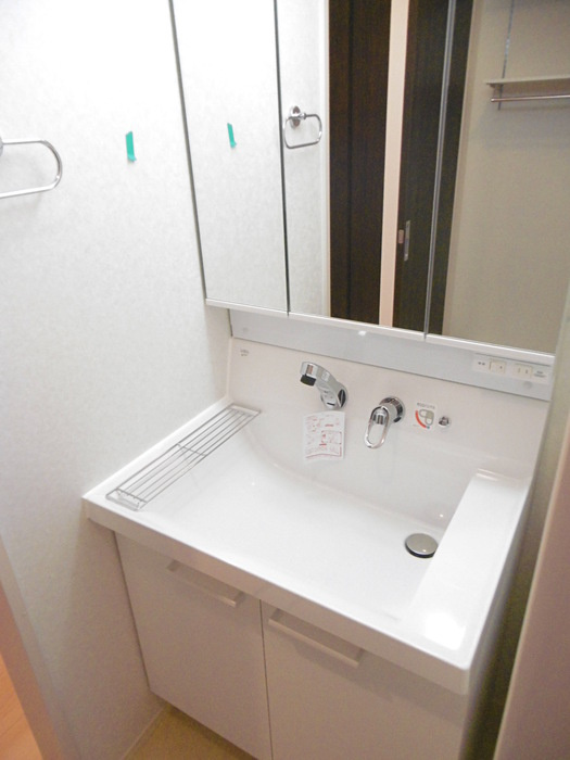 ディーモンテ深井沢町の洗面所