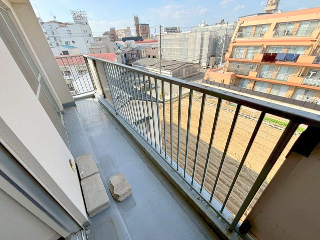クリーンハイツ豊里のバルコニー