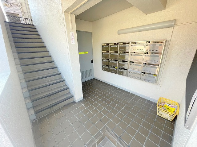 クリーンハイツ豊里のロビー